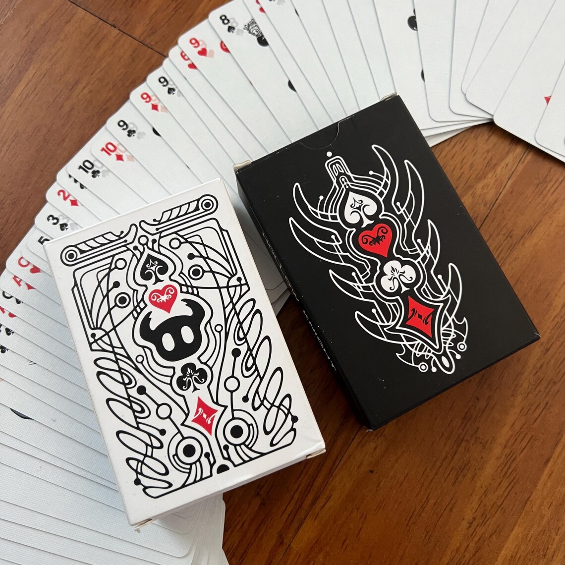 Hollow Knight Standard Poker C - Board Game Movie ulasan dan harga